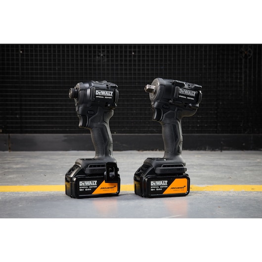 DEWALT DCK2224MP2T-QW, DCK2224MP2T cordless tools, McLaren edition, shown upright on a workshop floor.