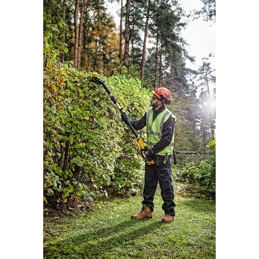 18V XR HÆKKEKLIPPER STANG 55CM 25MM SOLO