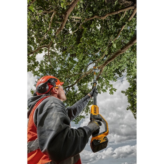 18V XR KÆDESAV T/GRENE M/FORLÆNGER 1X5AH