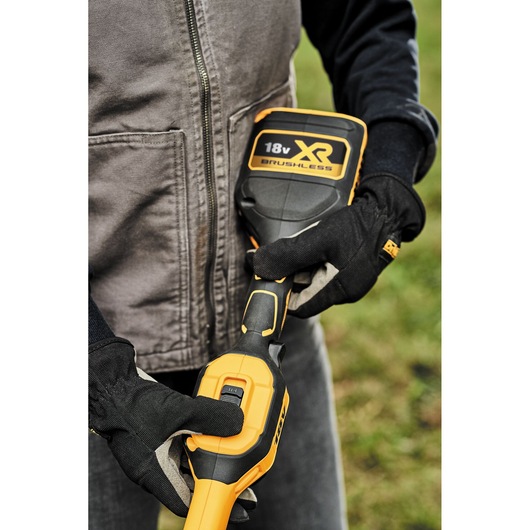 18V XR Græstrimmer 36CM Splitbar 1 X 5Ah