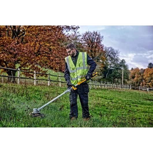 18V XR Græstrimmer 36CM Splitbar 1 X 5Ah