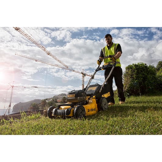 2x18V XR plæneklipper, løs enhed