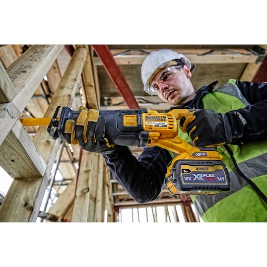 54V XR FLEXVOLT Bajonetsav, 2x6Ah batterier, TSTAK, lader